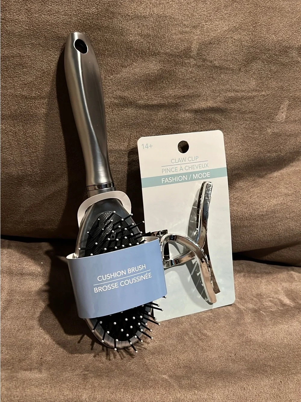Silver Cushion Hair Brush and Silver Claw Clip Set